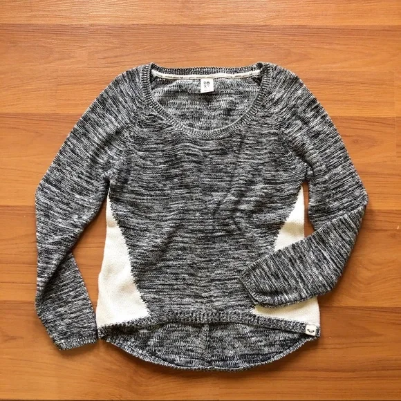 90s Roxy HiLow Knit Sweater - Picture 5 of 8